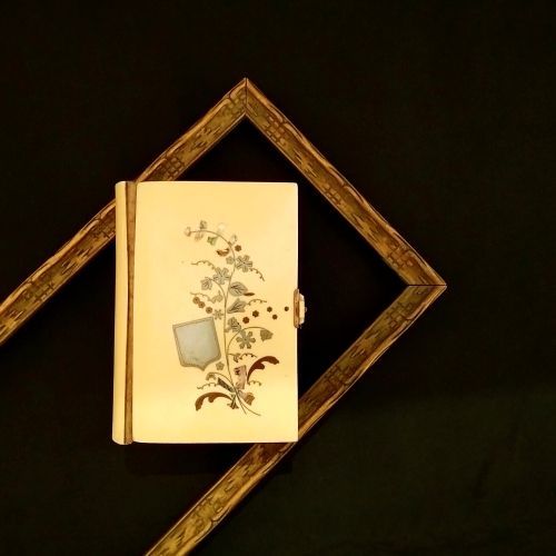 祈祷書 セルロイド製 フランス アンティーク 19世紀 カラー挿画入