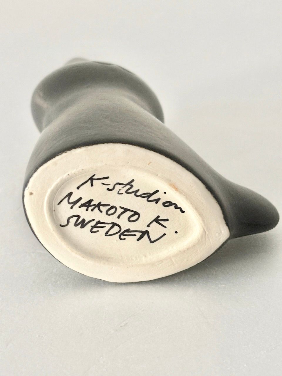 美品】鹿児島睦 En Liten Van Rabbit ブラック - メルカリ