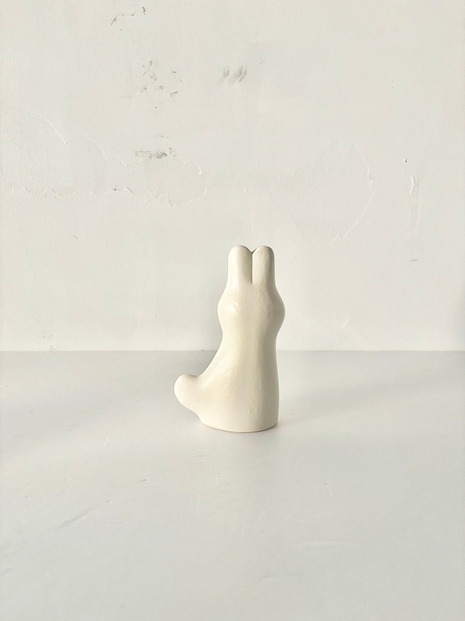 美品】鹿児島睦 En Liten Van Rabbit ホワイト - メルカリ