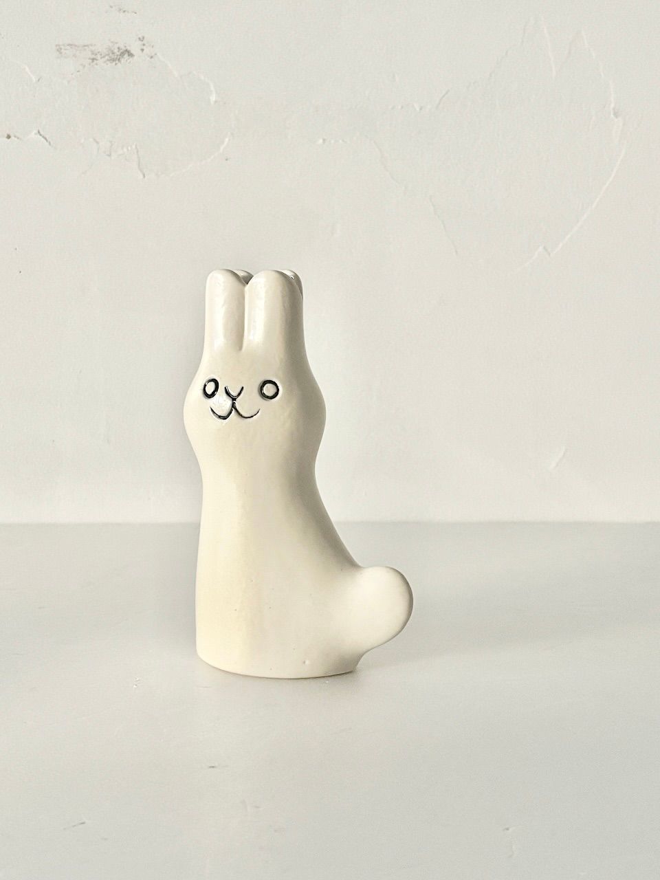 美品】鹿児島睦 En Liten Van Rabbit ホワイト