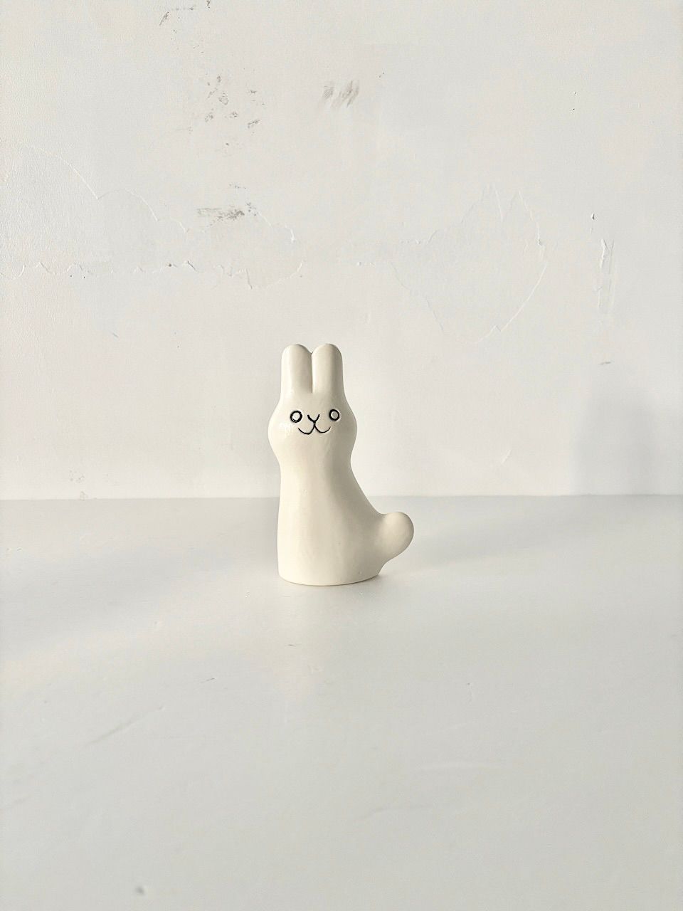 美品】鹿児島睦 En Liten Van Rabbit ホワイト
