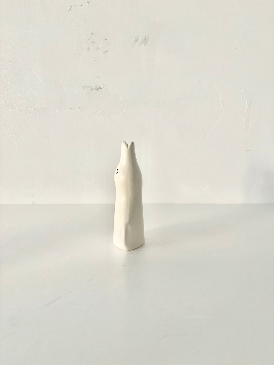 美品】鹿児島睦 En Liten Van Rabbit ホワイト - メルカリ