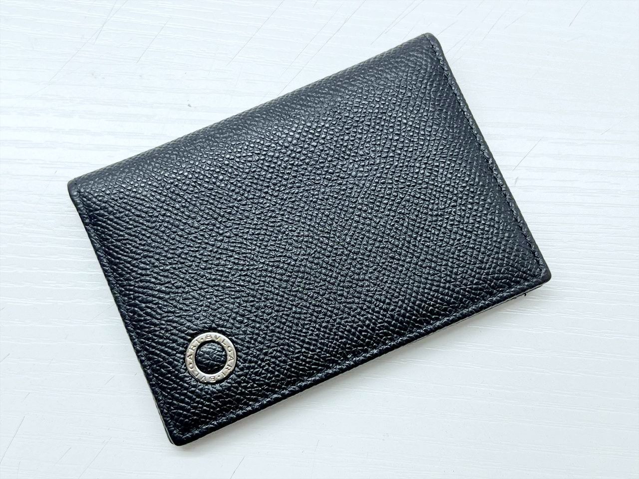 BVLGARI ブルガリ マン グレインレザー ヴェルティカル カードケース 黒 シルバー