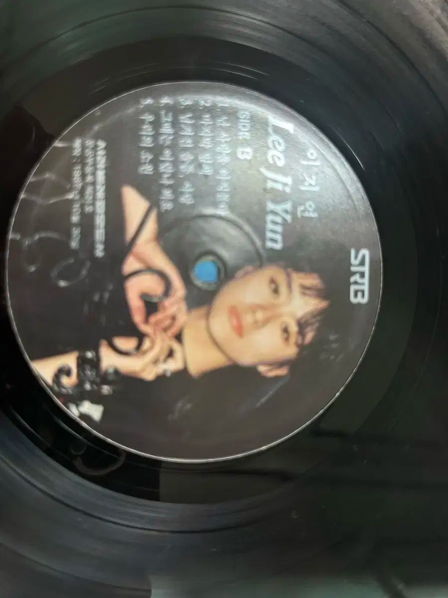 おしゃれコーデ イ ジヨン 1 家 ー 私は ラブ まだ 分からない その時 私は子供だったと思う 1987 年 育つ