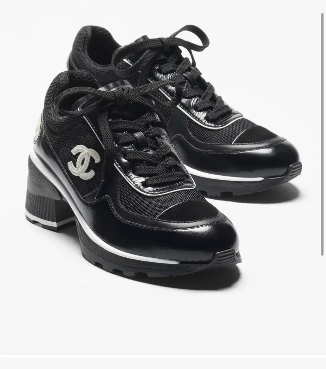 CHANEL スニーカー 39 新品未開封) CHANEL シャネル 新作 スニーカー ブラック 39 (G46871