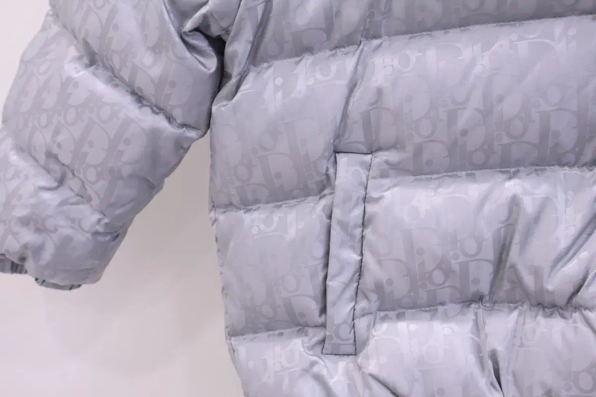 ディオール キッズ オブリーク フード ダウン 6 y