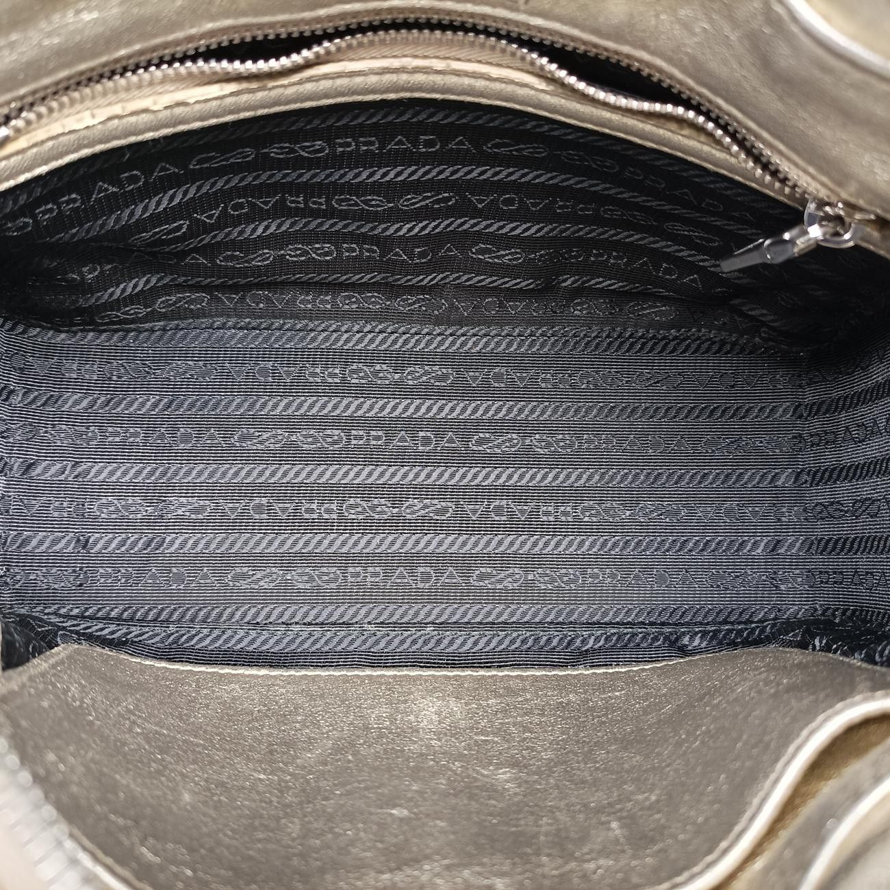 プラダPradaダイアグラムゴールドレザー1BH08431 O DECORATOM_COM_BR