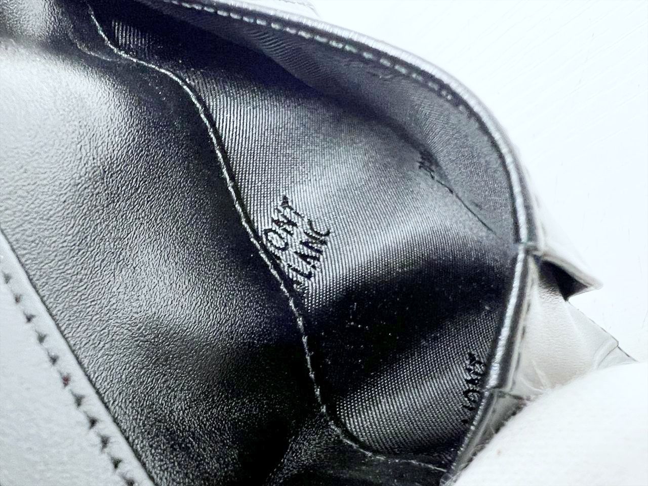 スムースレザー