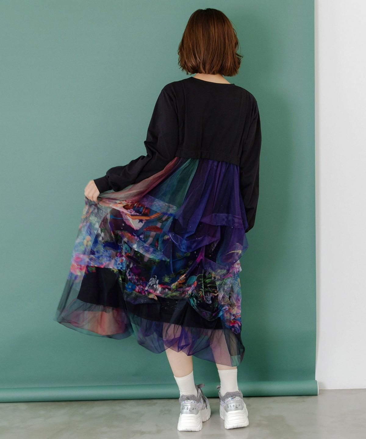 153678 2柄展開タック入りチュールバルーンワンピース