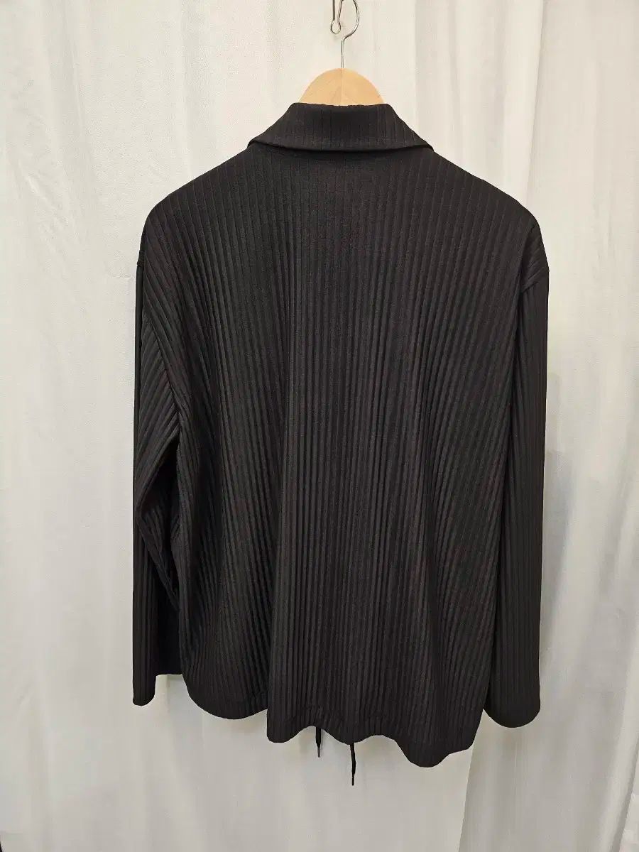 システムオム SYSTEM メンズ プリーツ ブラック セットアップ 95 KANDAIZUMI_COM