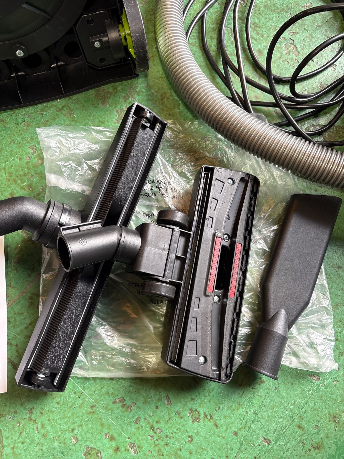 ミナト　乾湿両用業務用サイクロン式掃除機　npv-151cy ミナト 乾湿両用 業務用掃除機 サイクロン式バキュームクリーナー MPV