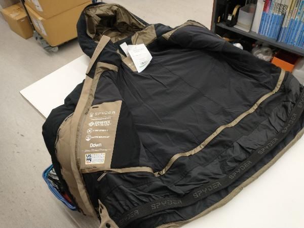  SPYDER レディーススノーボードジャケット Mサイズ ウェア(女性用) スノーボード