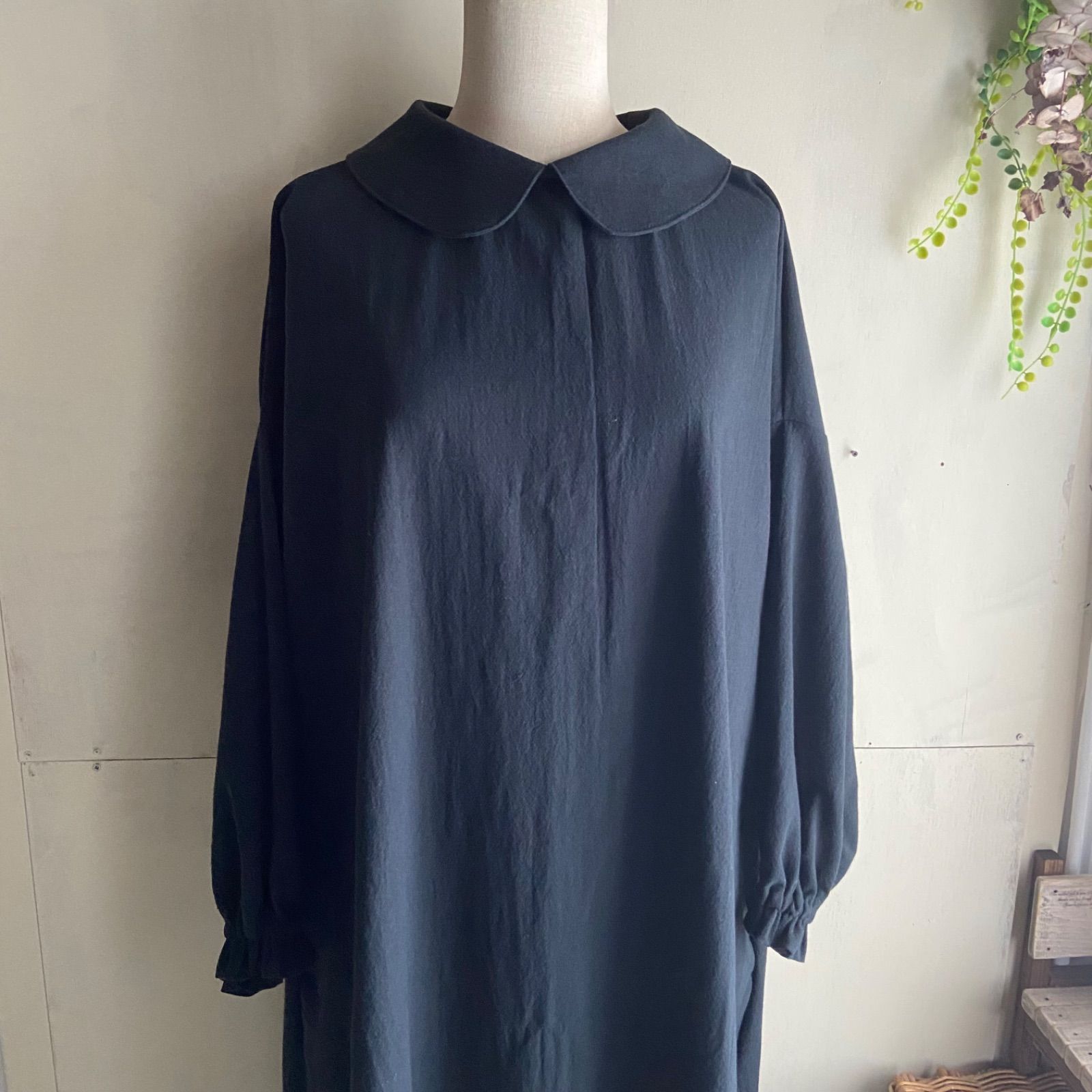 コットンリネン 綿麻 丸襟 Aラインワンピース ブラック aラインワンピース