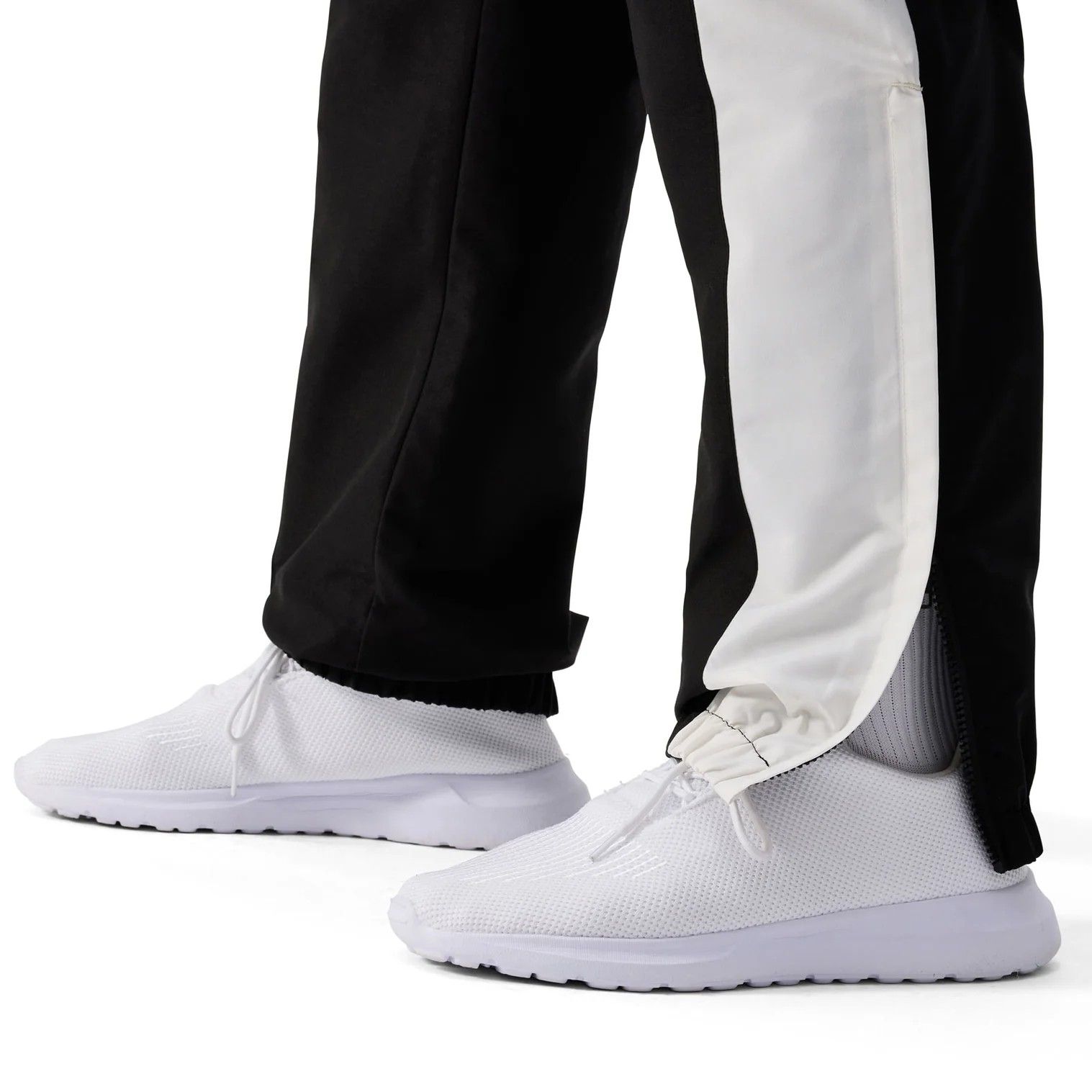 カンタベリー ラグビー アイルランド代表 IRFU 2025 2026 レジェンド トラックパンツ 黒 ブラック モデル 日本未発売