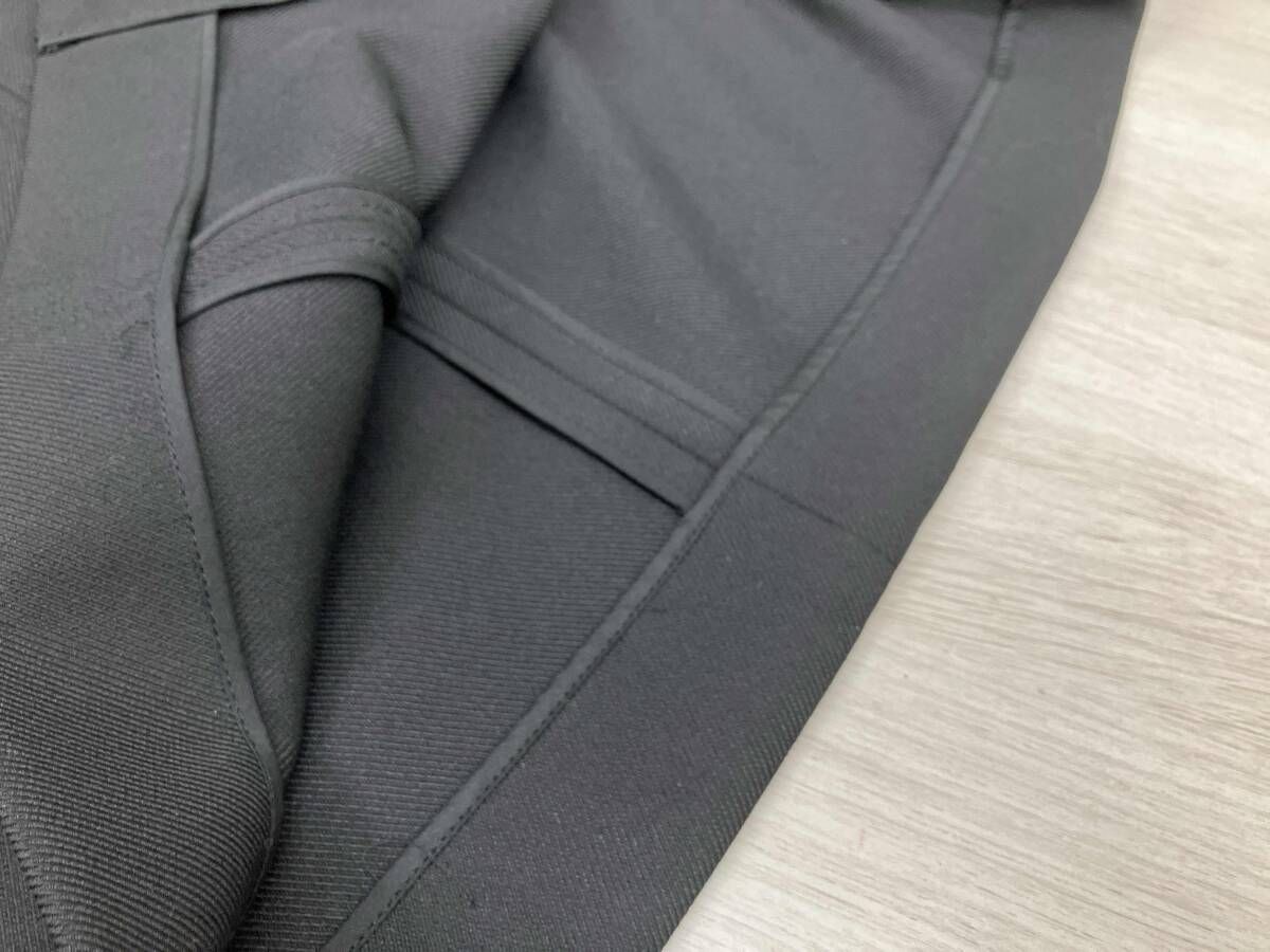 LOUIS VUITTON タイトスカート／ブラック 小売 表記サイズ38