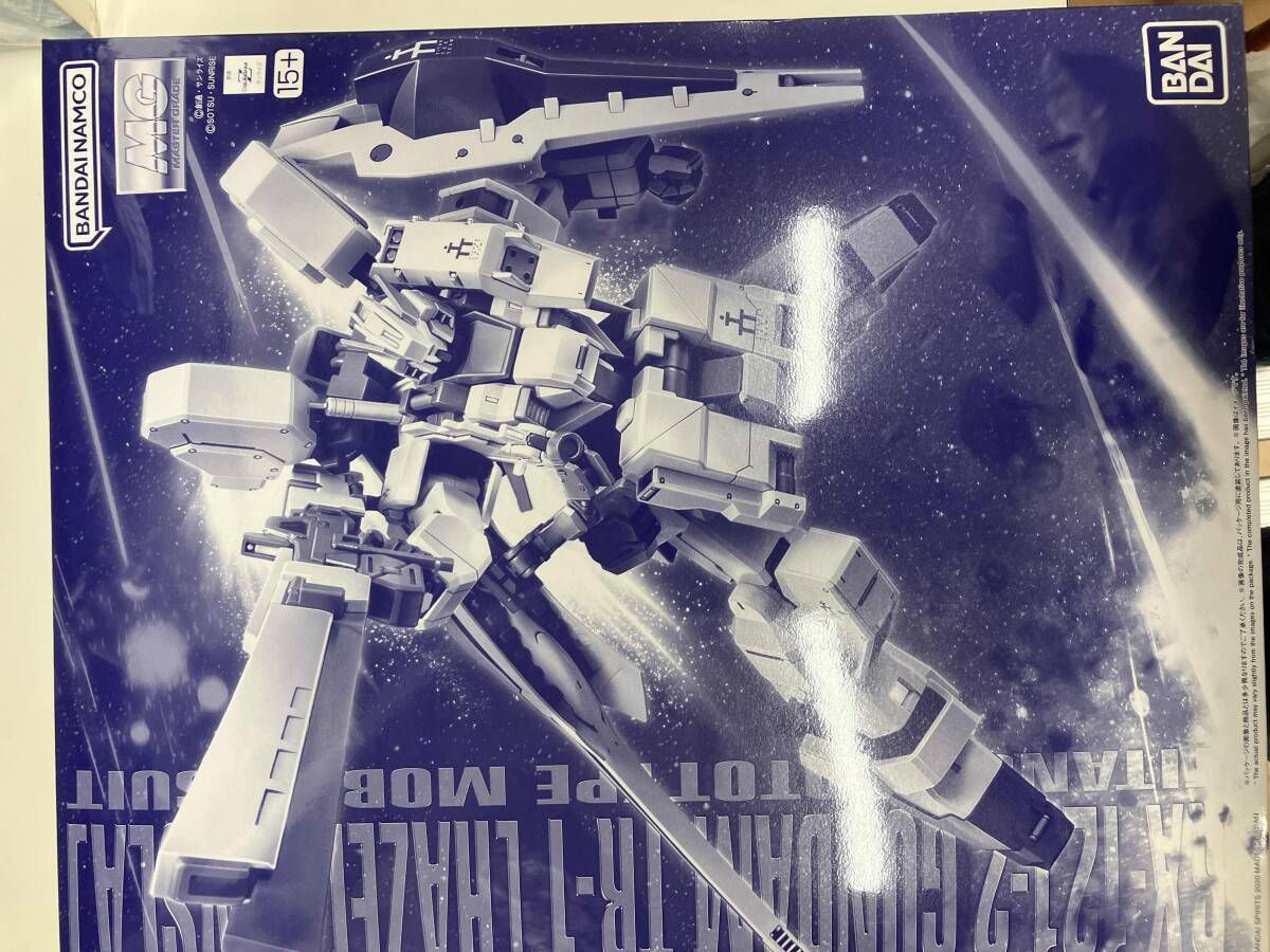 プラモデル バンダイ 1/100 ガンダムTR-1[ヘイズル・アウスラ] MG