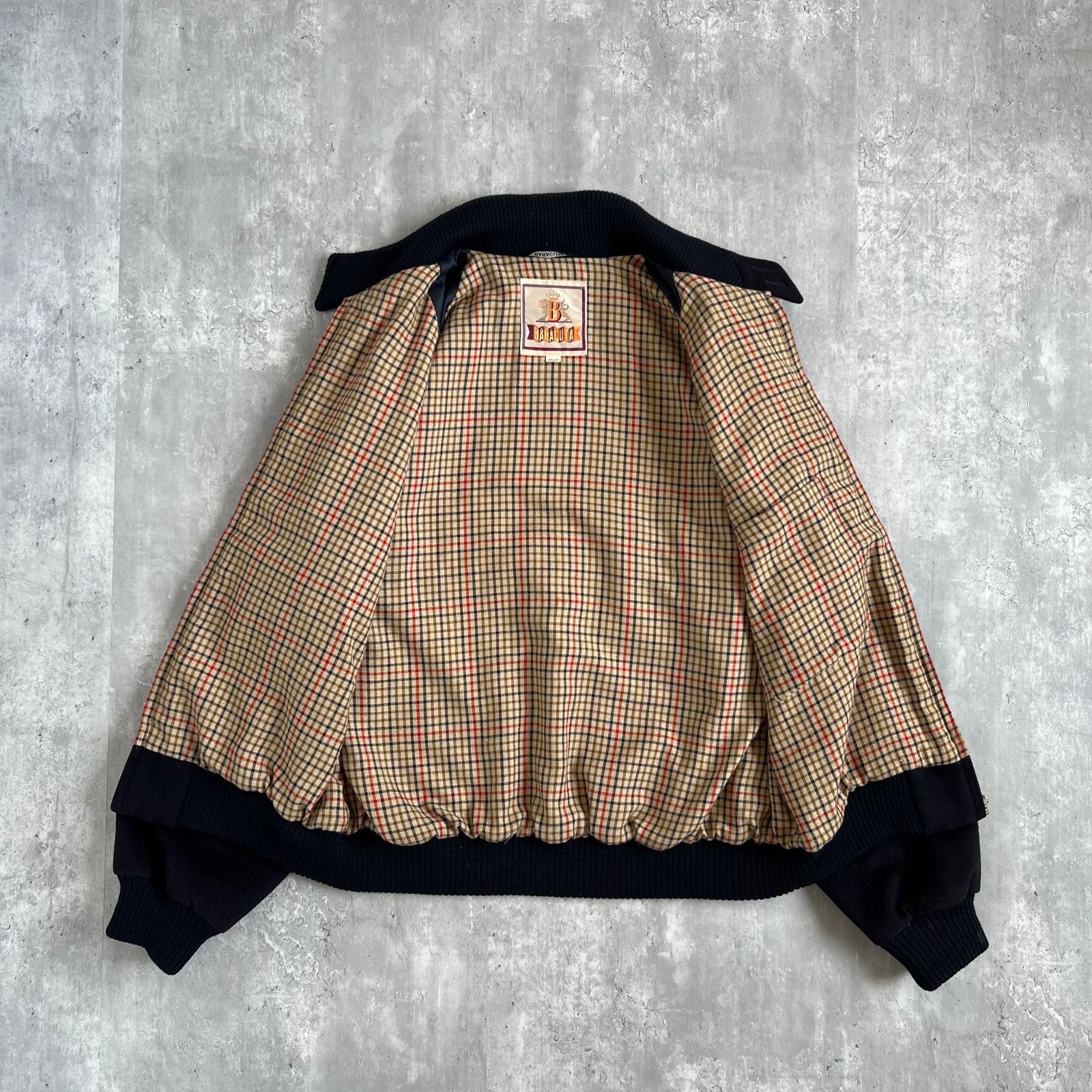 HC4◇BARACUTA バラクータ 裏地チェック柄 カシミヤ混 ウール 【HC4 