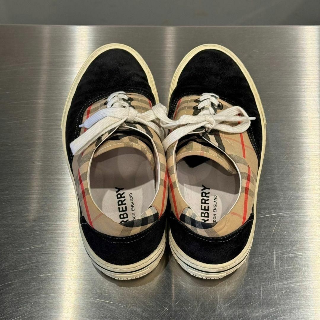 BURBERRY』バーバリー (41) ノバチェック柄 ショップ スニーカー 美品