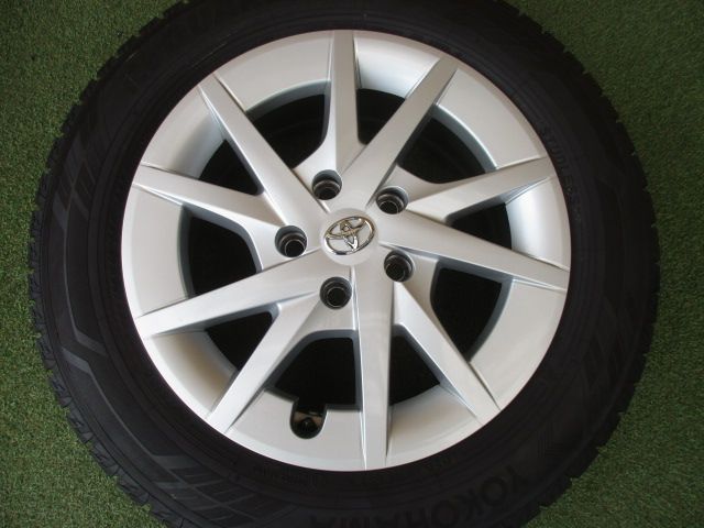 トヨタ純正 205/60R16 プリウスα SAI サイ ノア ヴォクシー 中古】 送料込み トヨタ純正 プリウスα 205/60R16 スタッドレスタイヤ