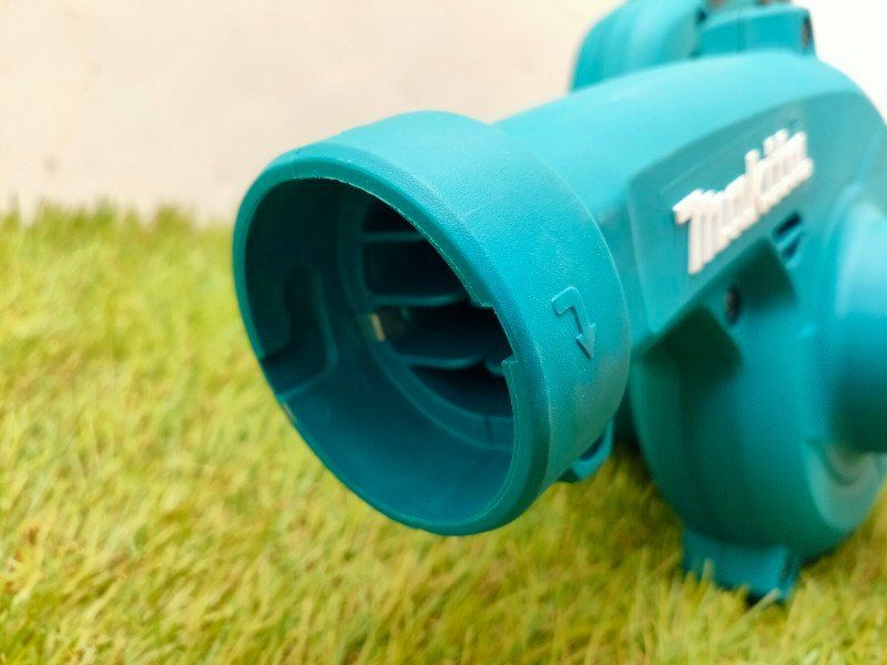 マキタ Makita 充電式ブロワ 18 V バッテリ 充電器別売 UB 185 DZ ノズル付き 電動ドライバー用ビット その他 