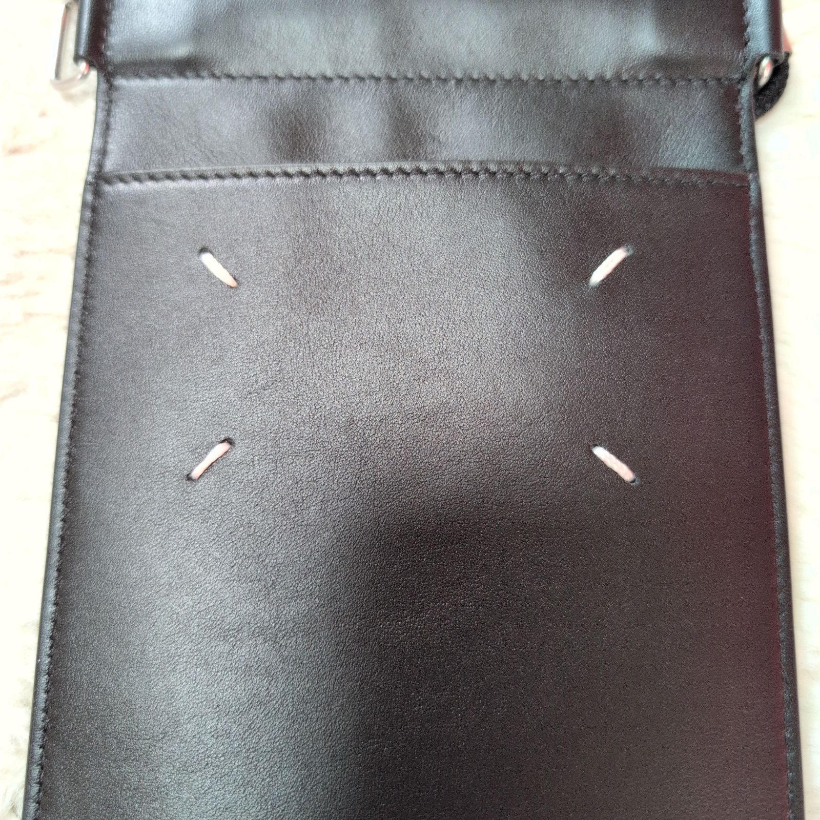 Maison Margiela メゾンマルジェラ ショルダーバッグ フォンポーチ スマートフォンケース レザー き