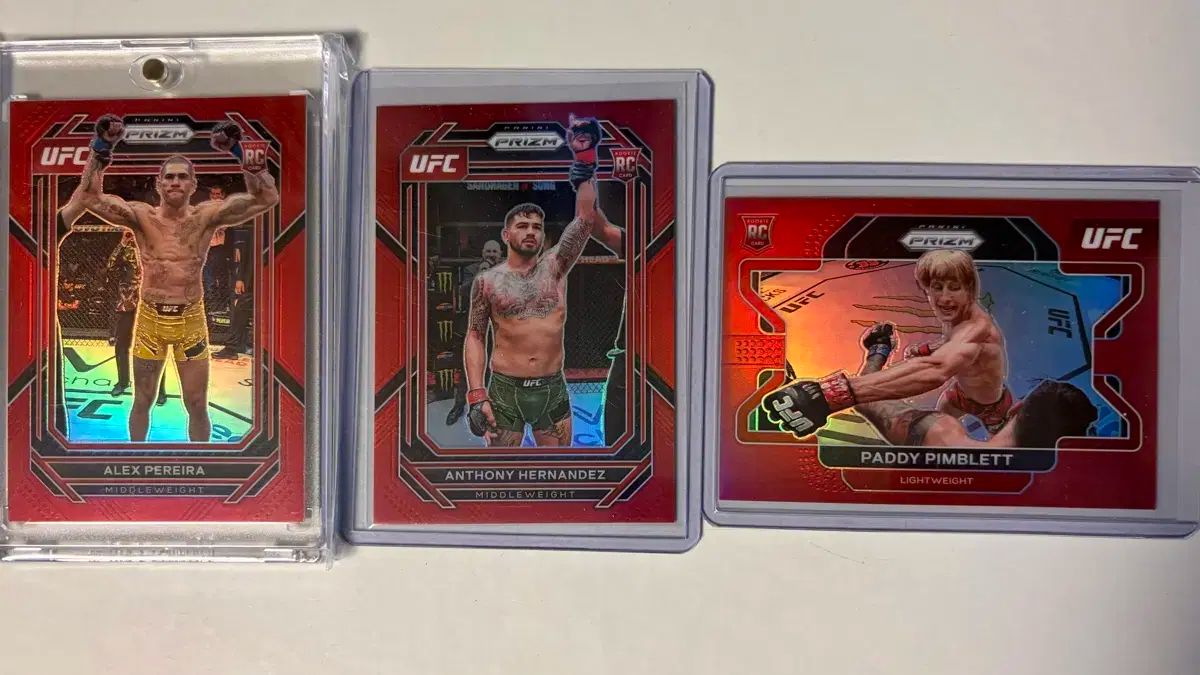 UFCカード レッド ルーキーカード ペレイラ エルナンデス パディ など