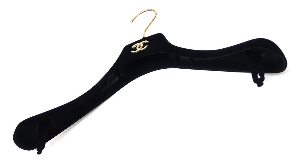 シャネル CHANEL ハンガー ココマーク 黒 - メルカリ