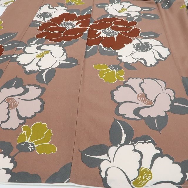 椿 レトロモダン