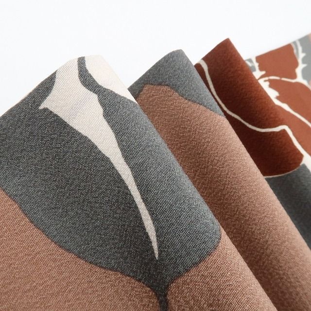 ❁tomihisa❁ モダンアンテナ 椿 レトロモダン 洗える着物 成人式 目を引くのは誰より洒落た私 トールサイズ 仕付け糸付 振袖 5703