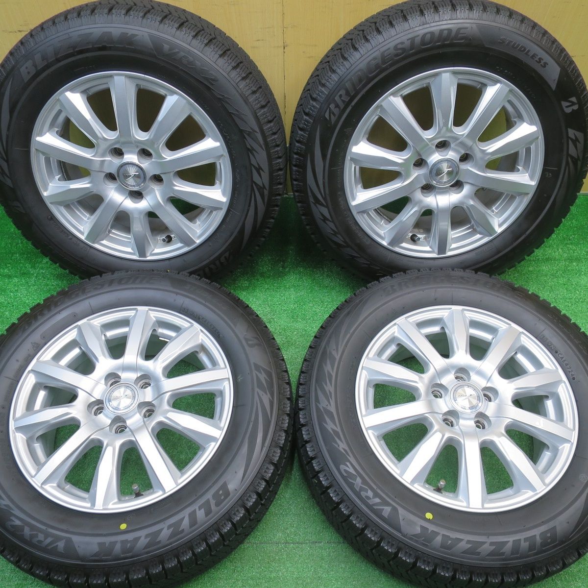 バリ溝 24年 キレイ 9 5分 プリウス 等 195 65 R 15 スタッドレス ブリヂストン ブリザック VRX 2 JOKER ジョーカー 15インチ PCD 100 5 H ス