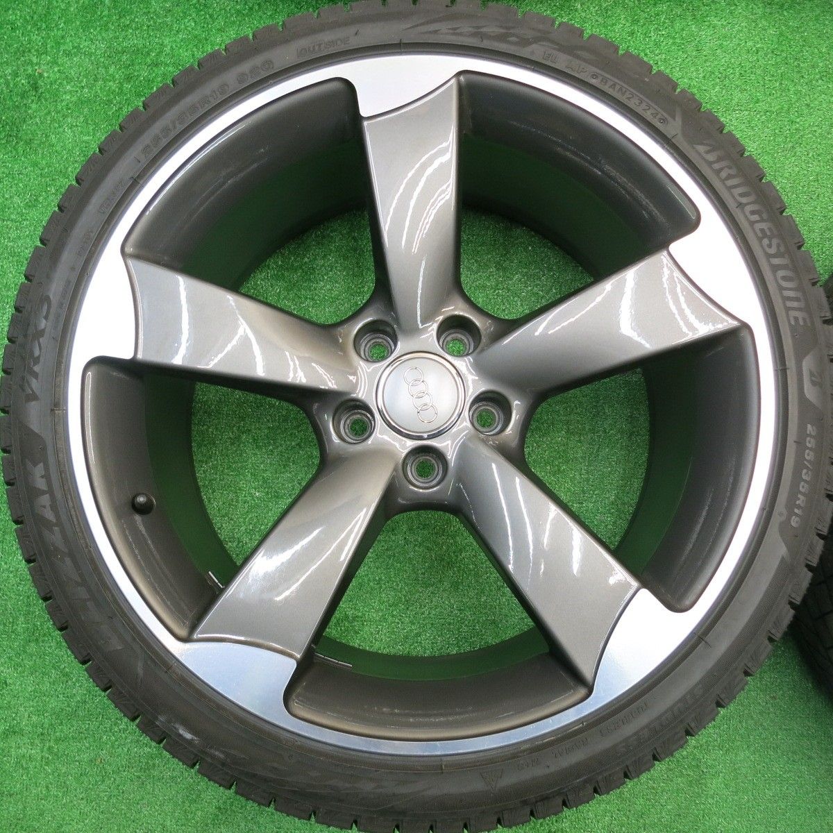  24年 キレイ アウディ 等 WSP ITALY 255 35 R 19 スタッドレス ブリヂストン ブリザック VRX 3 19インチ PCD 112 5 H ス 19インチ タイヤ ホイールセット