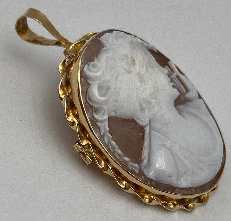 K18 カメオ ブローチ/ペンダントトップ 女性 横顔 中古 D4 - メルカリ