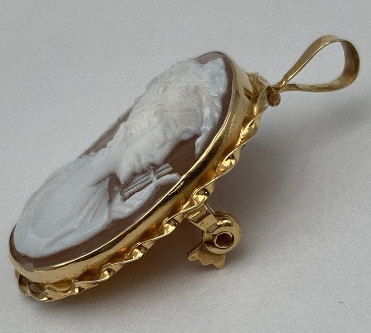 K18 カメオ ブローチ/ペンダントトップ 女性 横顔 中古 D4 - メルカリ