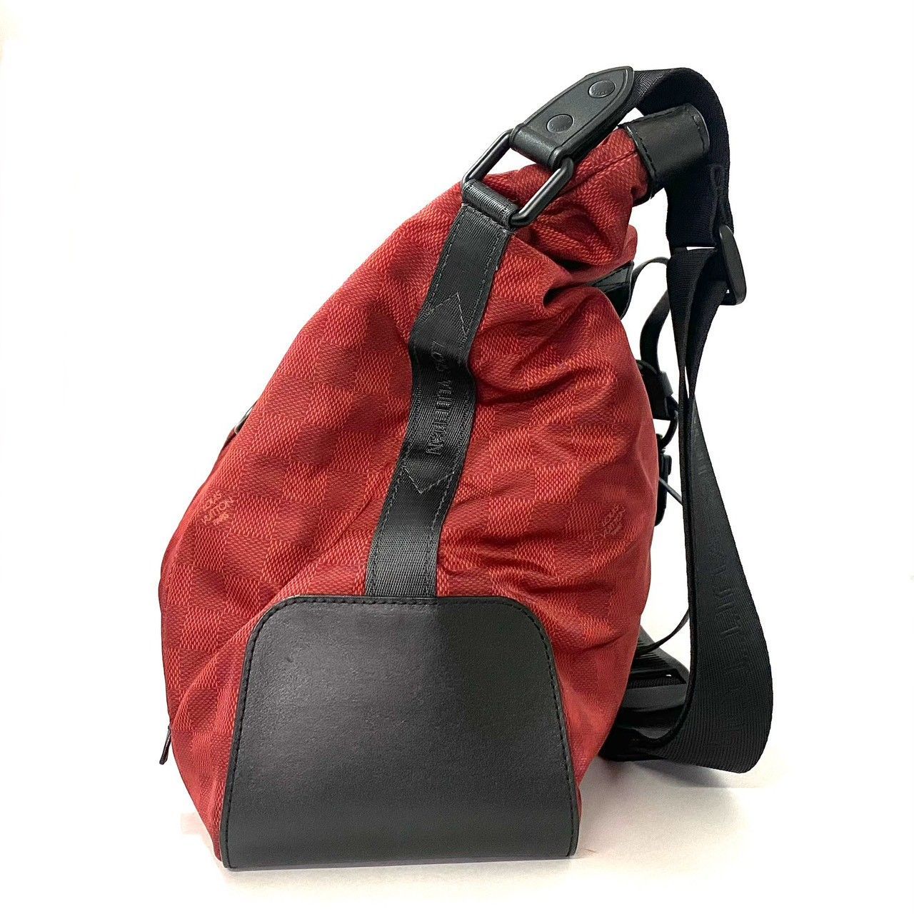 ルイヴィトン LOUIS VUITTON ソラーノ N41191  ルイヴィトンカップ  ダミエチャレンジ カバン 2WAYバッグ トートバッグ 斜め掛け ハンドバッグ ショルダーバッグ レザー/ナイロン レッド LOUIS VUITTON(ルイヴィトン) / ルイヴィトン/ショルダーバック