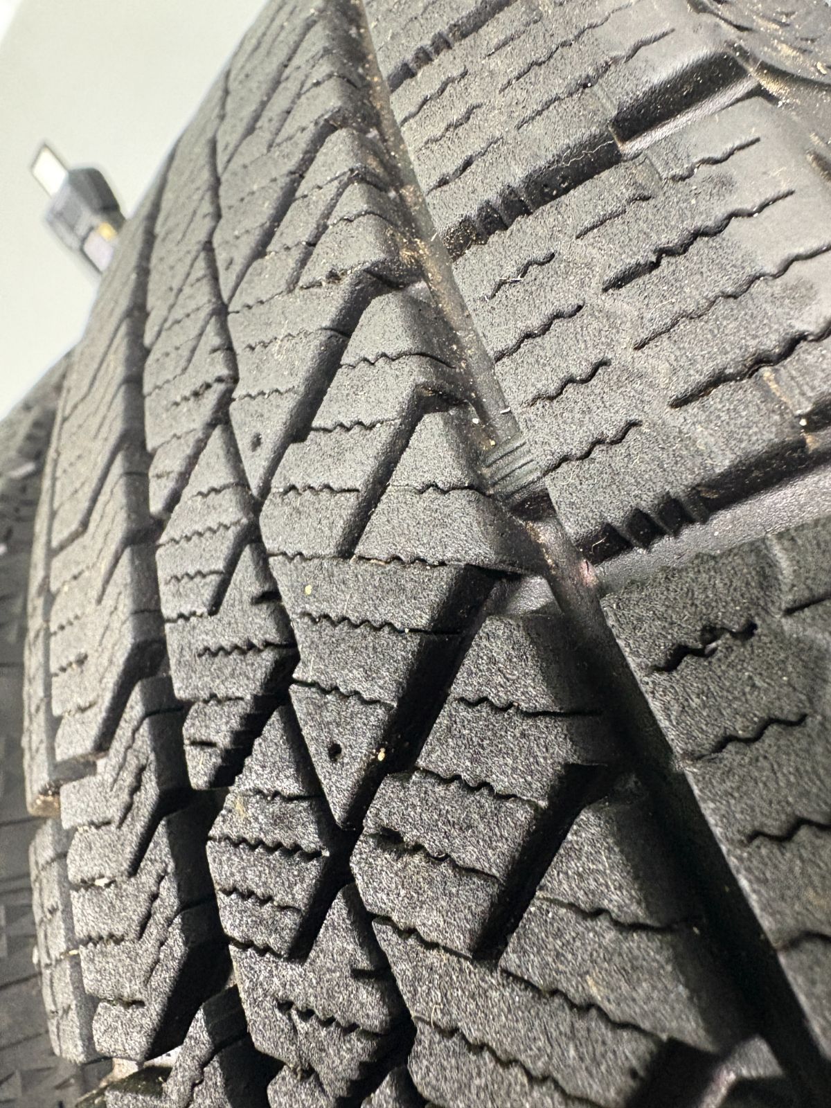  155 70 R 13 ブリヂストン VRX 2 製 4本 冬タイヤ スタッドレス TA 696 13インチ スタッドレス