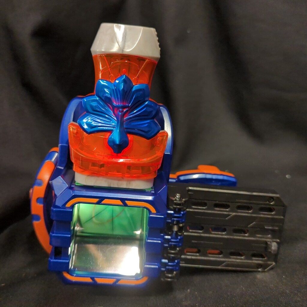 DXリベラドライバー 仮面ライダー ほぼ未開封 30】バンダイ 変身ベルト