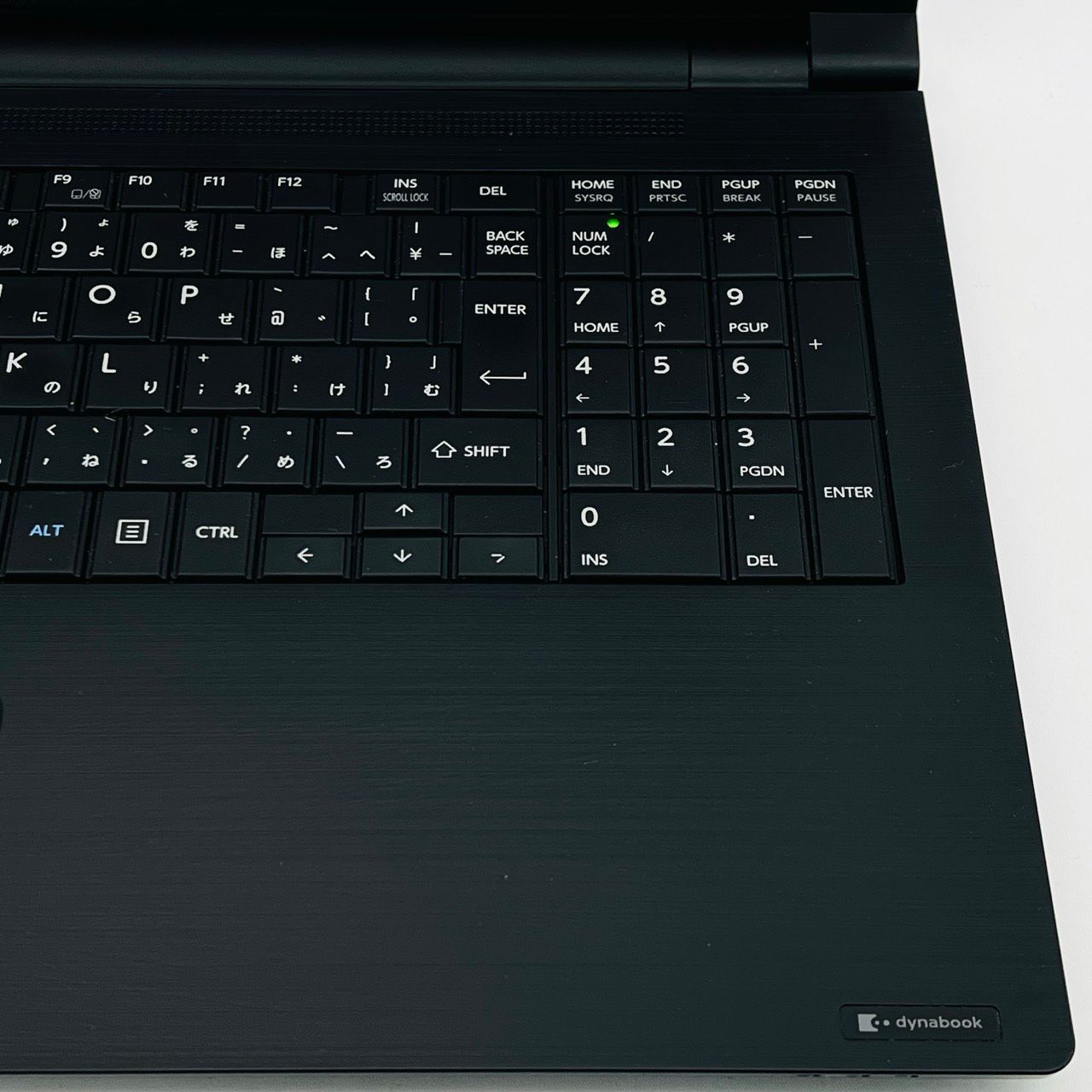 Core i3 8世代 16GB ノートパソコン Windows11 オフィス付き TOSHIBA