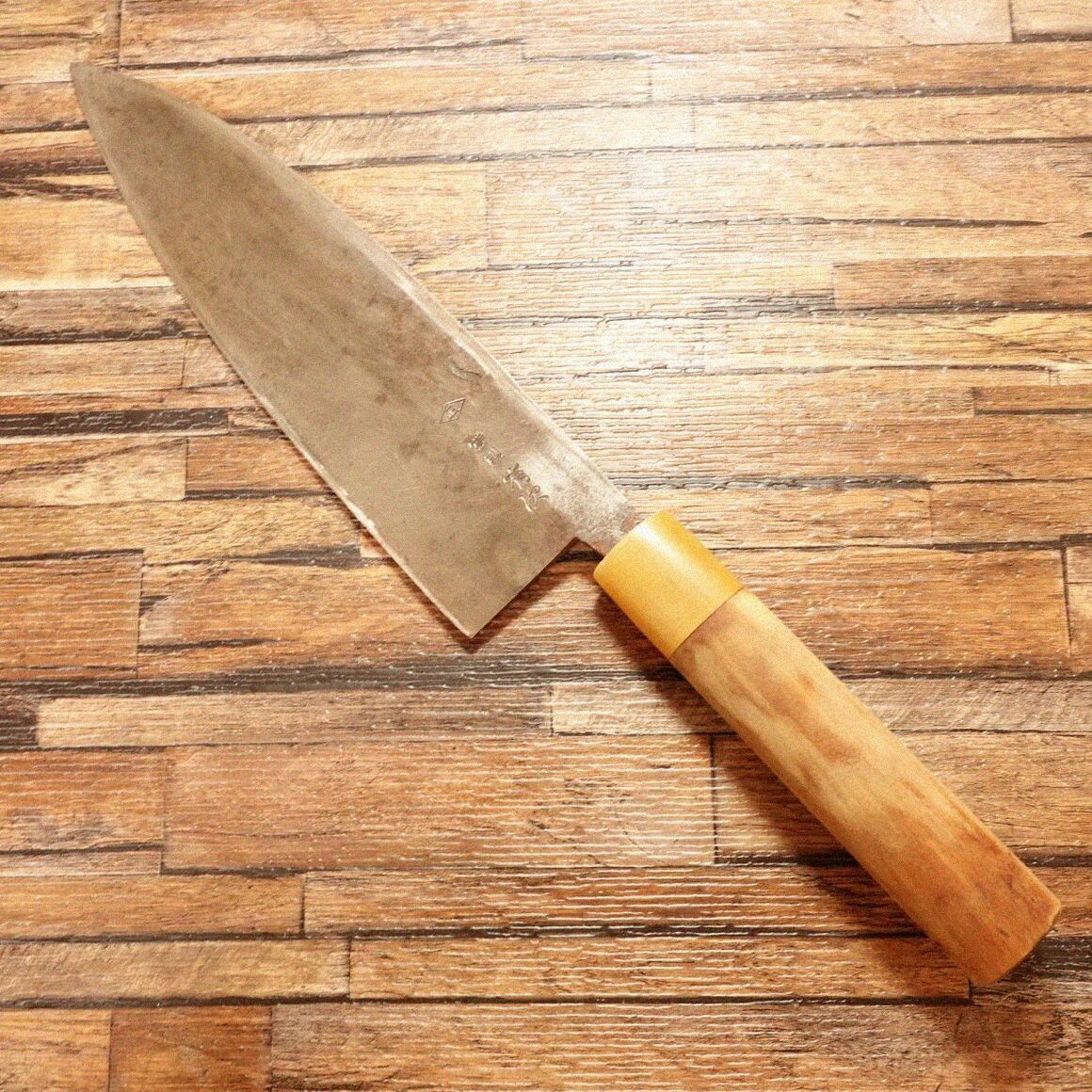 【最新作入荷】 有次 大出刃包丁 研ぎ済 白水牛柄 正 特製 ハガネ 240mm 良い品質