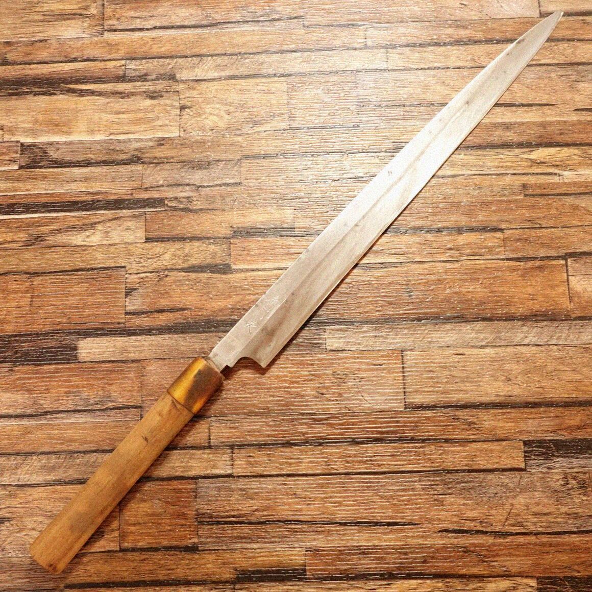 有次 柳刃包丁 研ぎ済 白水牛柄 刺身包丁 丁寧 先丸少 320mm