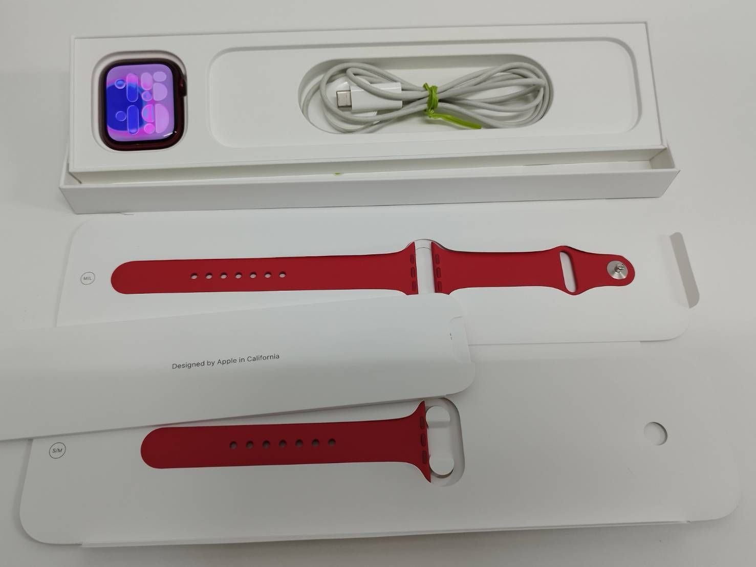 Apple Watch Series 7/GPS/45mm/A2474/レッド〈MKN93J/A〉 Apple Watch Series 7/GPS/45mm/A2474/レッド〈MKN93J/A〉 【公式通販】
