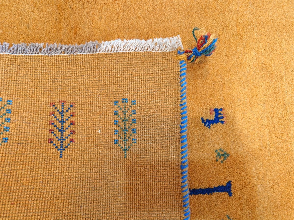 ペルシャ ギャッベ