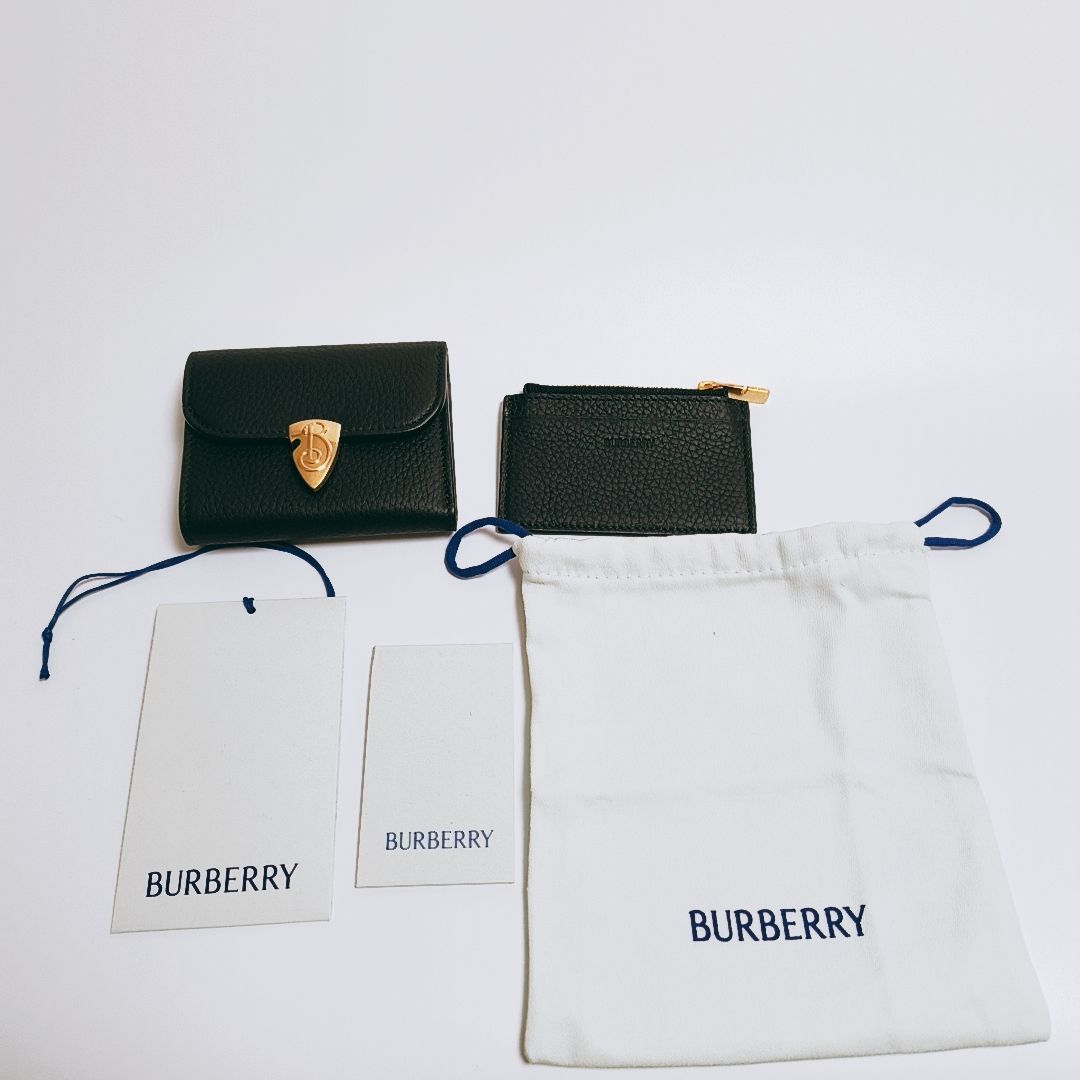 BURBERRY[バーバリー] 三つ折り財布 Black 未使用 メルカリ限定 BURBERRY 三つ折財布 バーバリー 現行 モノグラム 財布 イタリア製
