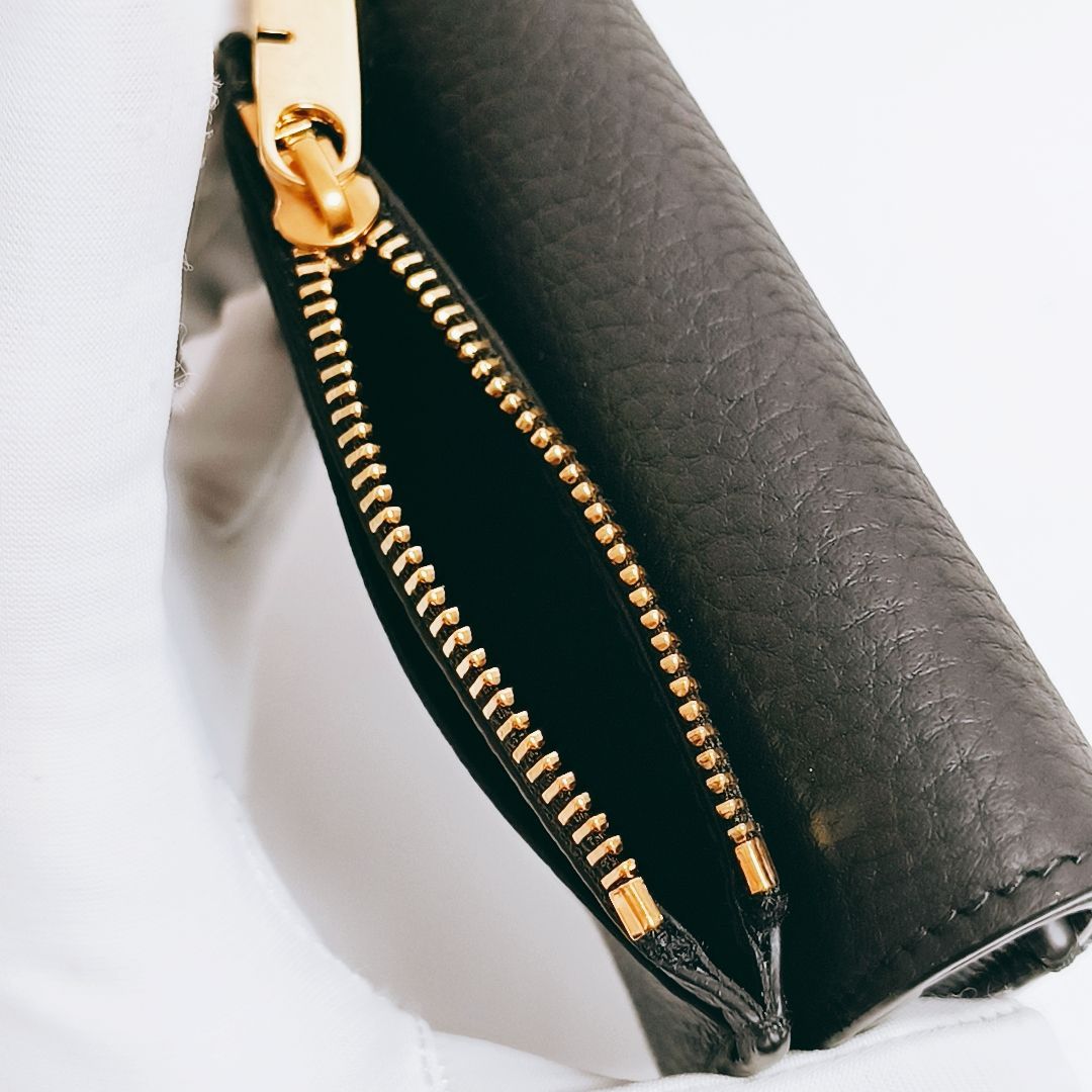 BURBERRY[バーバリー] 三つ折り財布 Black 未使用 メルカリ限定 BURBERRY 三つ折財布 バーバリー 現行 モノグラム 財布 イタリア製