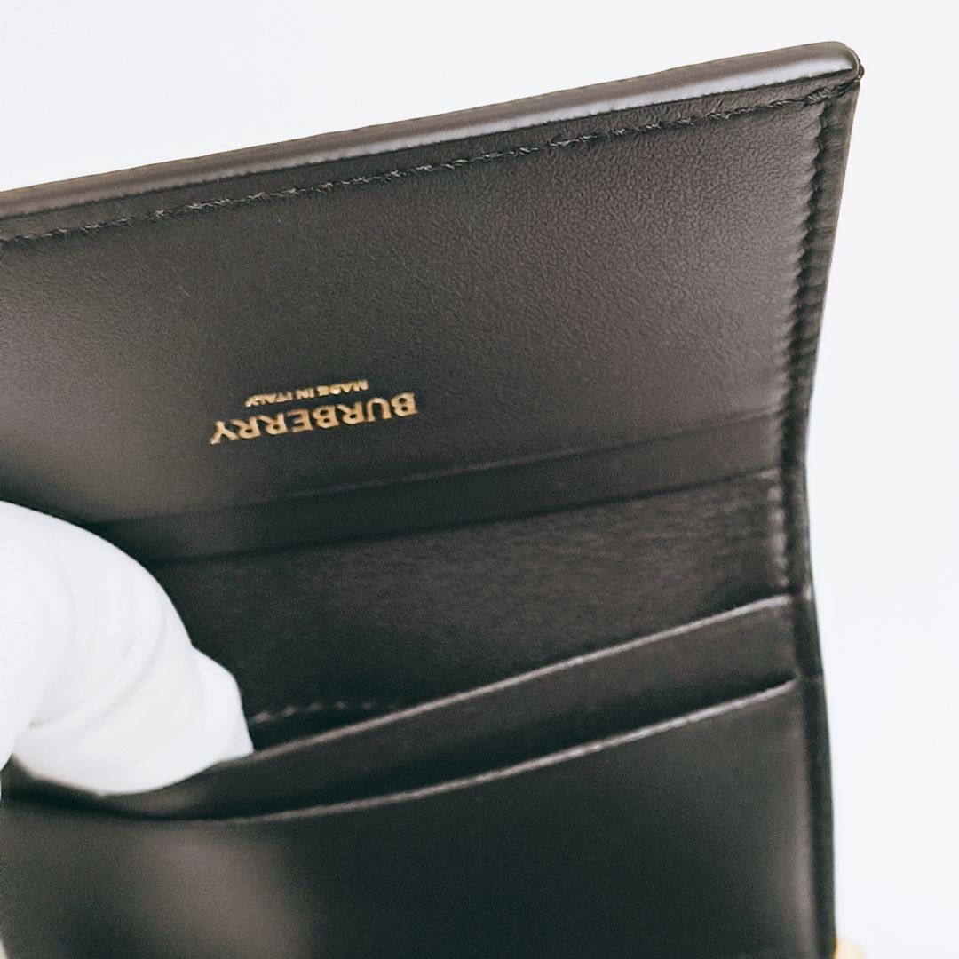 BURBERRY[バーバリー] 三つ折り財布 Black 未使用 メルカリ限定 BURBERRY[バーバリー] 三つ折り財布 Black 未使用 メルカリ限定 【公式