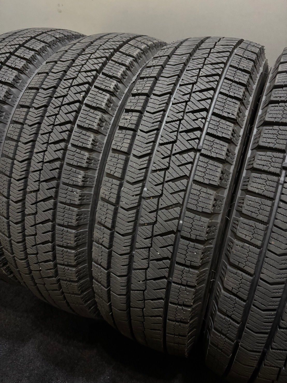 165/65R14 ブリヂストンVRX2 まだまだ履けます!送料無料 4本 165/65R14 ブリヂストンVRX2 送料無料 まだまだ履けます!4本 165⁄65R14
