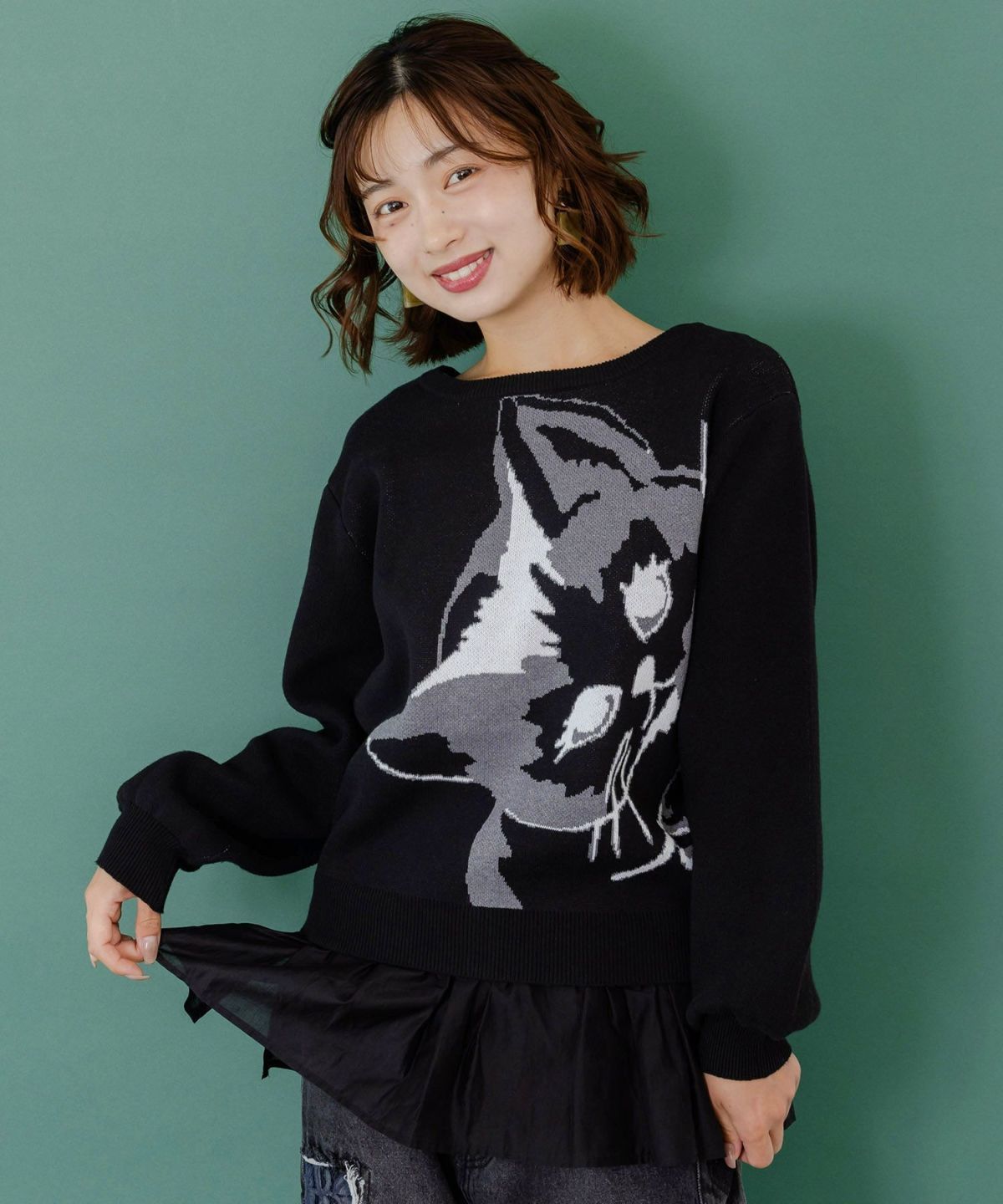 153680 ひょっこりネコ×フリル付き