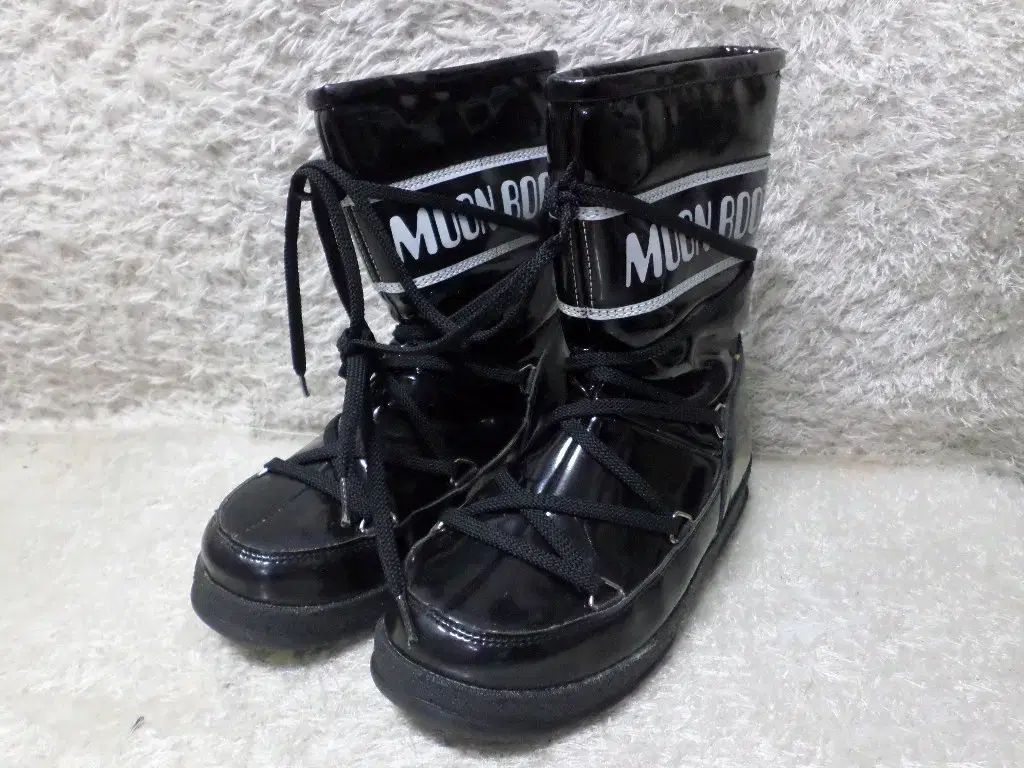 イタリア ムーンブーツ