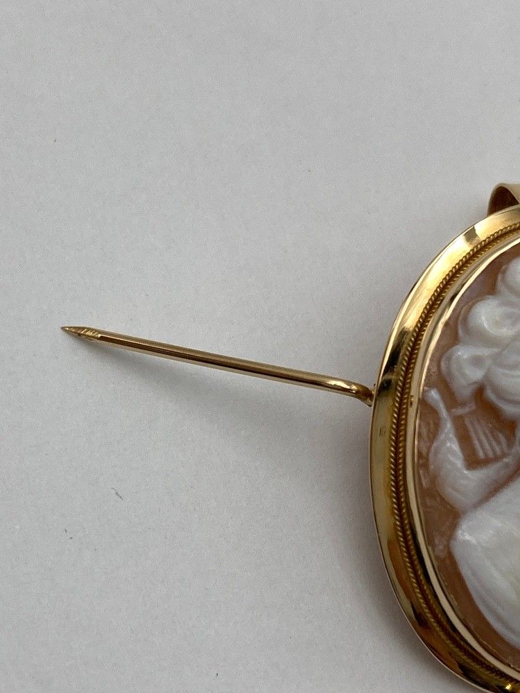 K18 カメオ ブローチ/ペンダントトップ 女性 横顔 中古 D4 - メルカリ