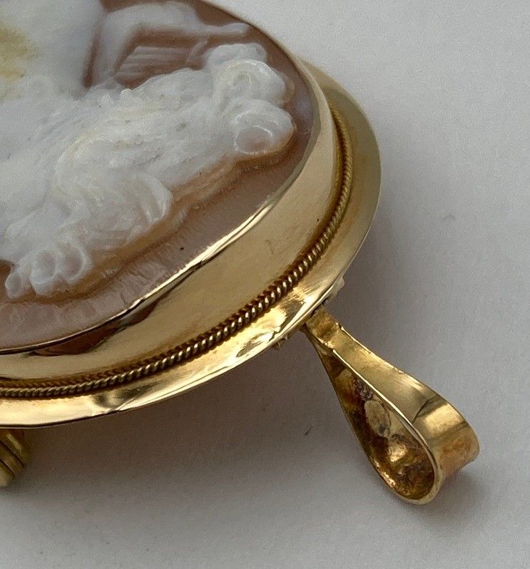 K18 カメオ ブローチ/ペンダントトップ 女性 横顔 中古 D4 - メルカリ