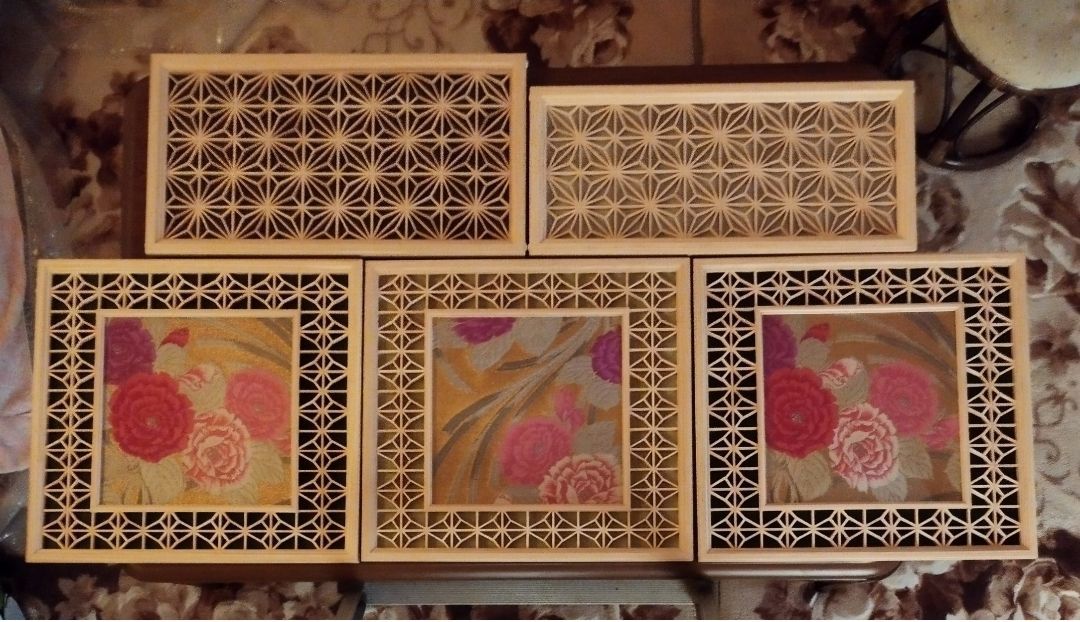 3 麻の葉組子 カラーアクリル板入り2枚一組 木製額縁 24 麻の葉